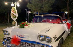 CHEVROLET 1958 ÜSTÜ AÇIK BEYAZ - 1